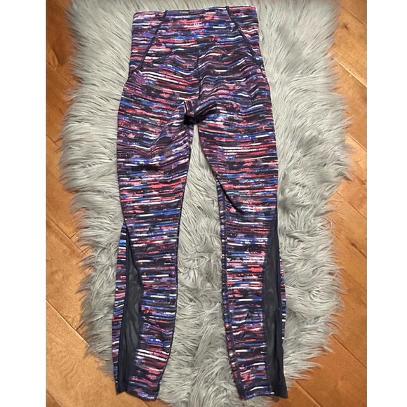 Lululemon Train Times 7/8 Pant 25" Hinshu Alpine White Multi Black Mesh Sz4 - Picture 5 of 6